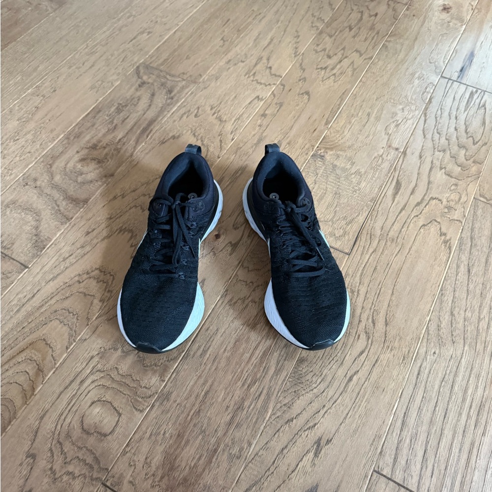Women’s Nike running shoes